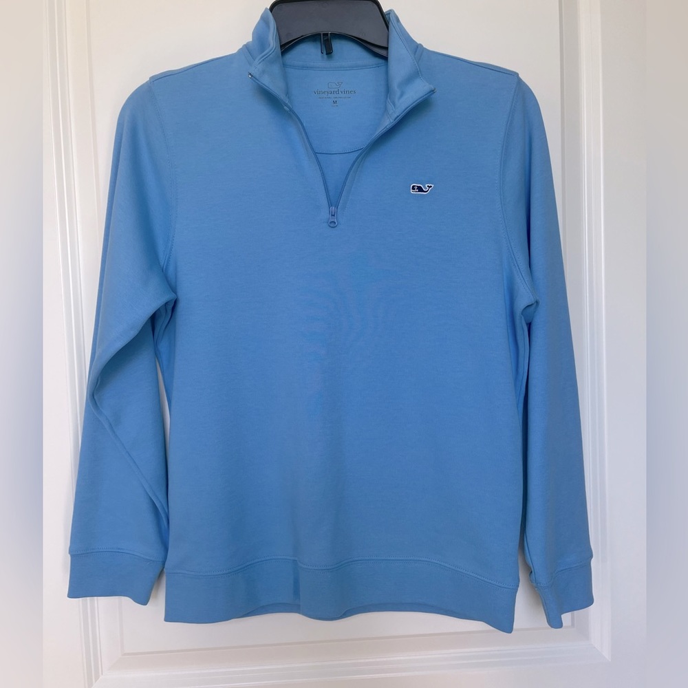Boys Vineyard Vines long sleeve quarter zip, size Medium, gently used.